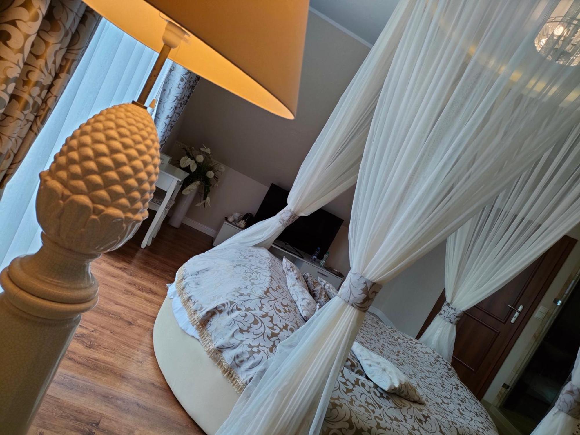 Hotel Viwaldi Baruchowo Dış mekan fotoğraf